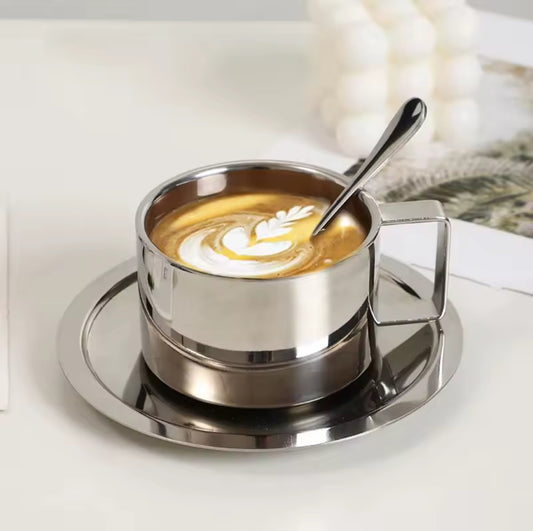 Manhasset Mirror Set
