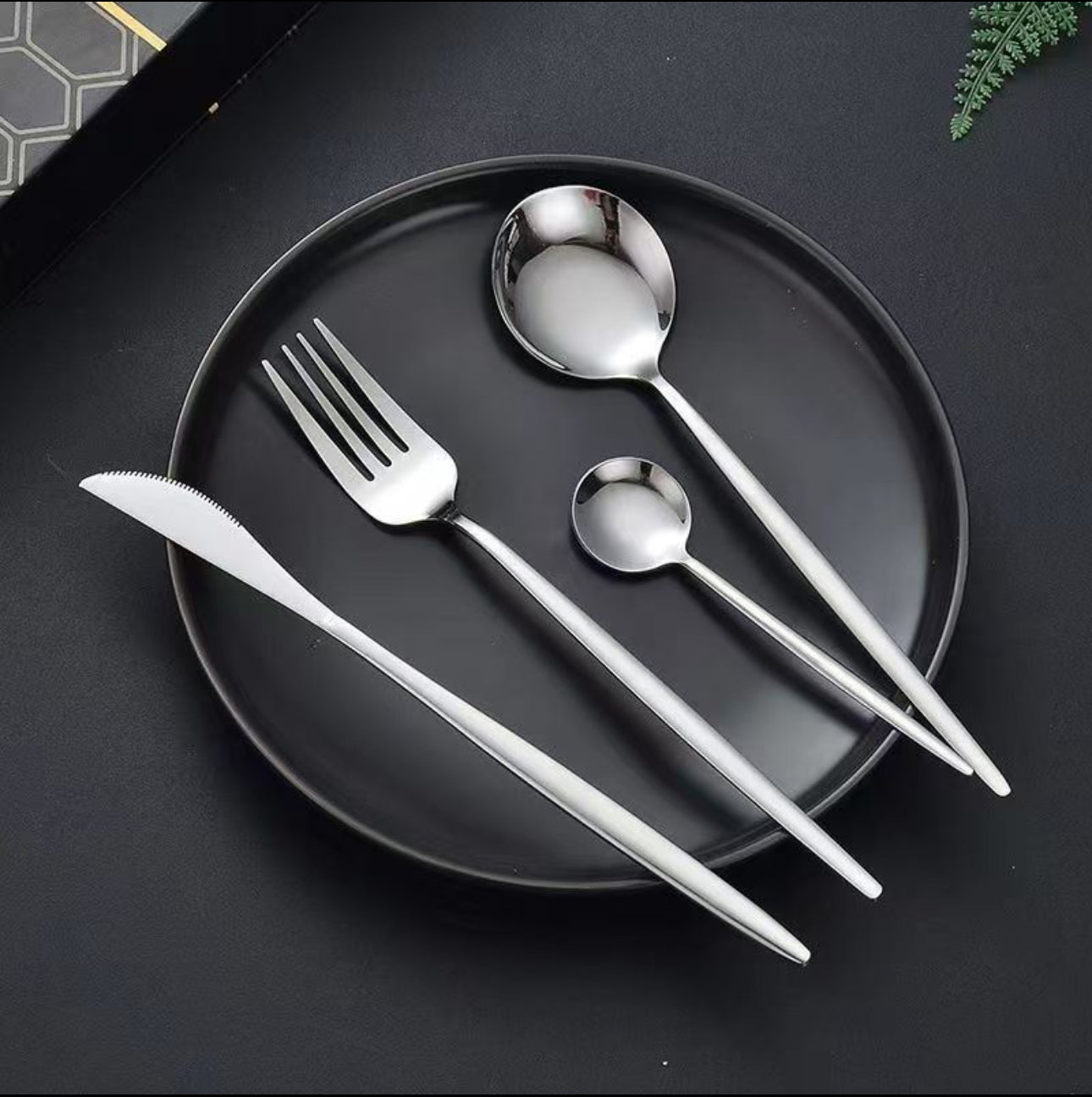Elegant Cutlery Set