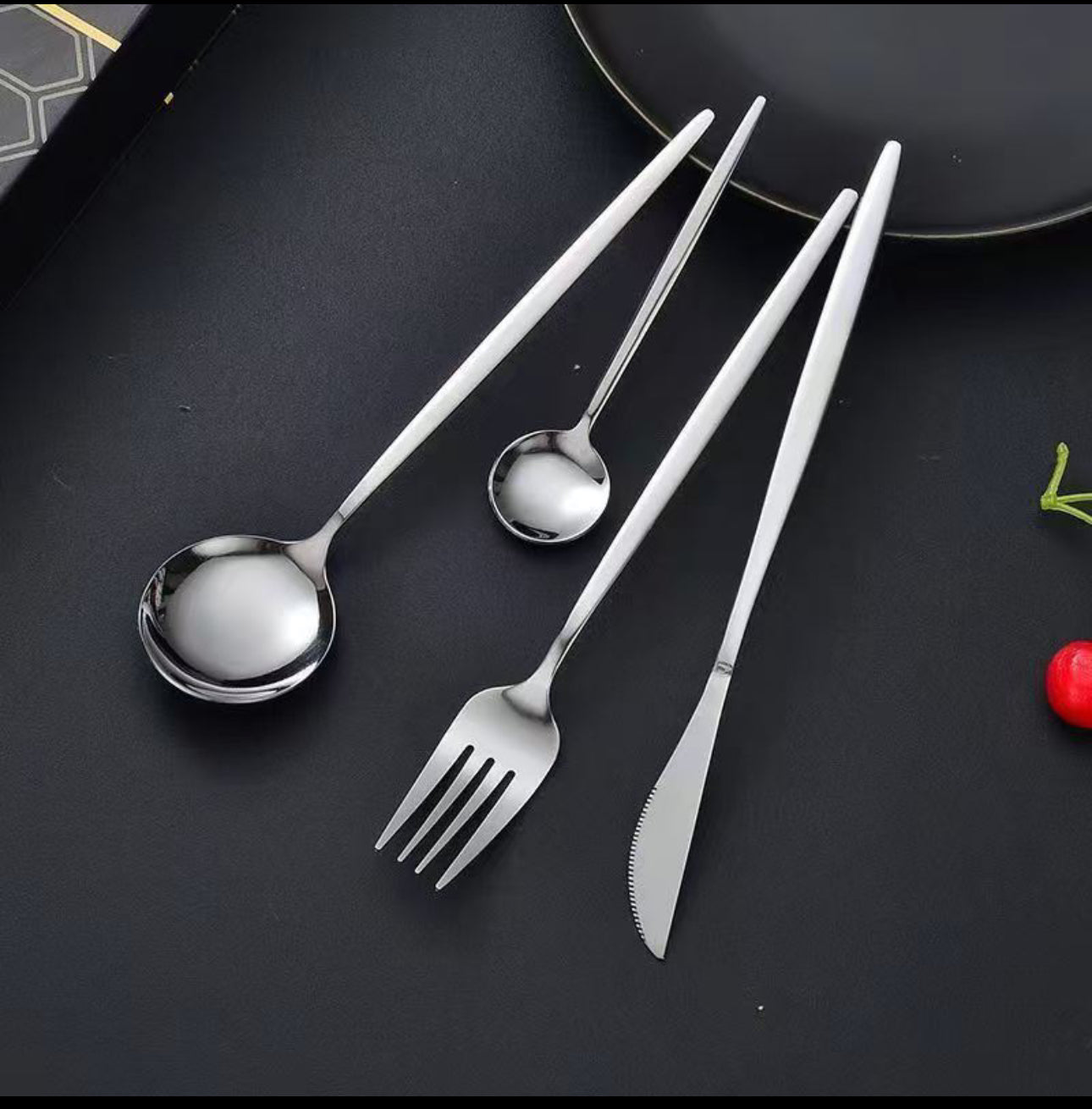 Elegant Cutlery Set