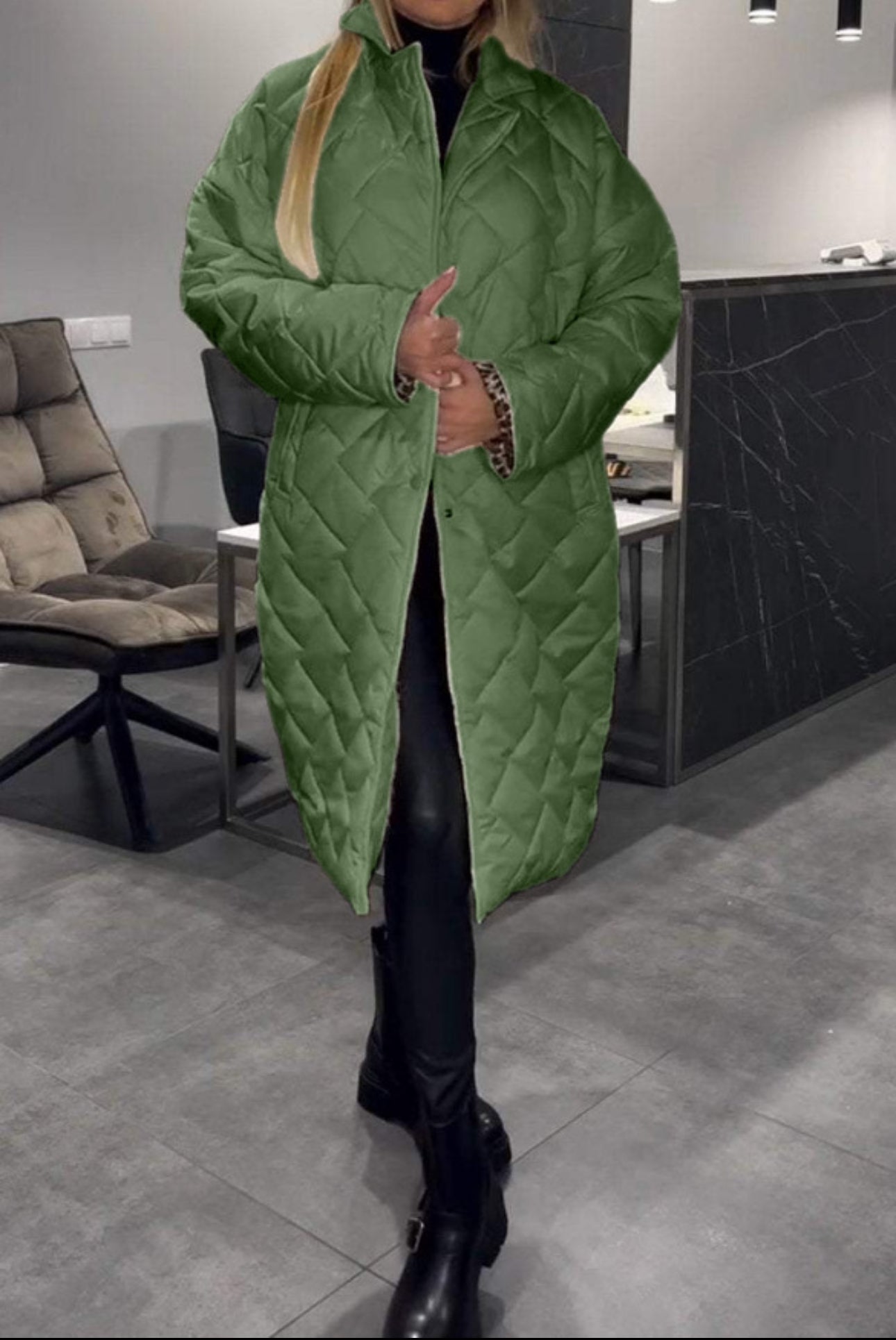 ESSEX™ – REVERSIBLE MID-LENGTH QUILTED COAT with LEOPARD LINING