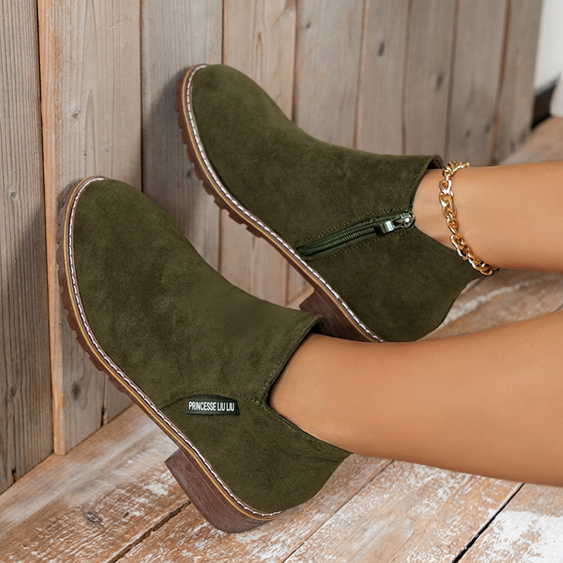 Women's low-heeled ankle boots with side zip