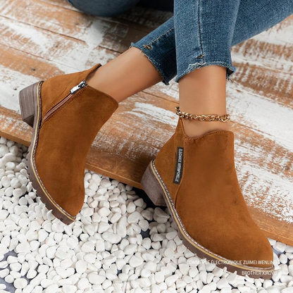 Women's low-heeled ankle boots with side zip